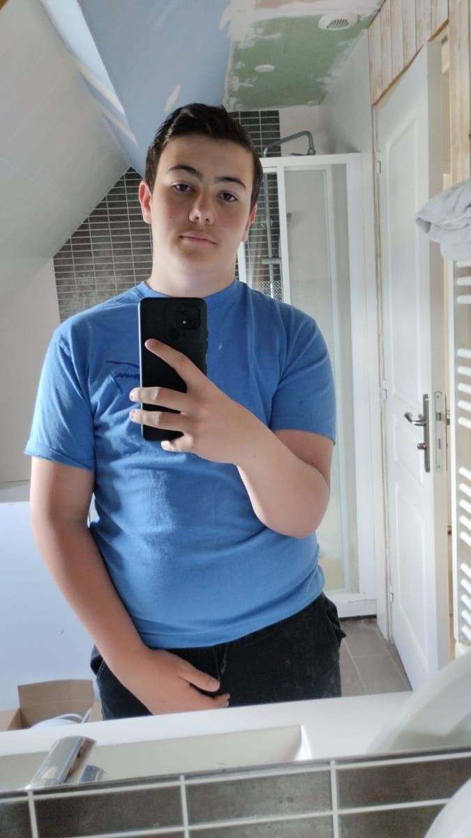 Profil von Dustin