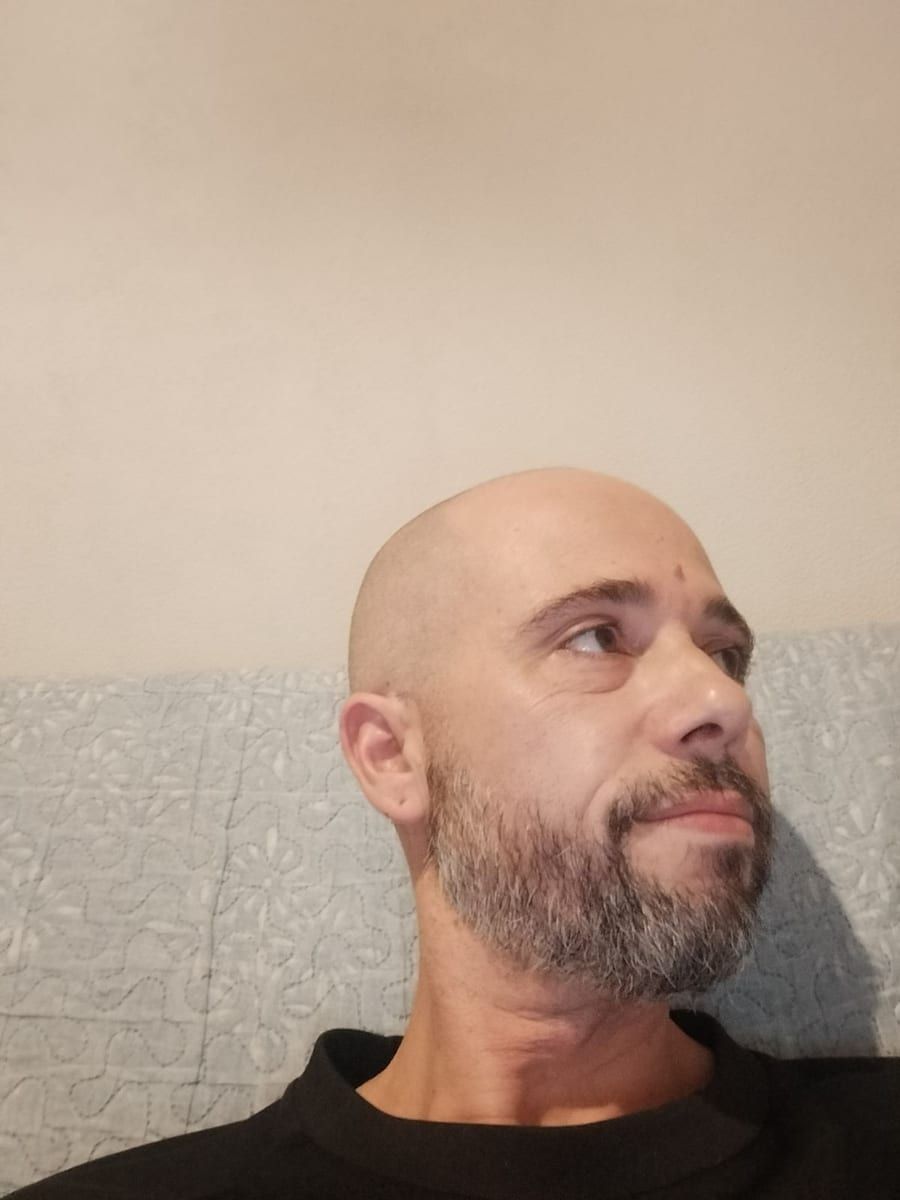 Profil von Riad